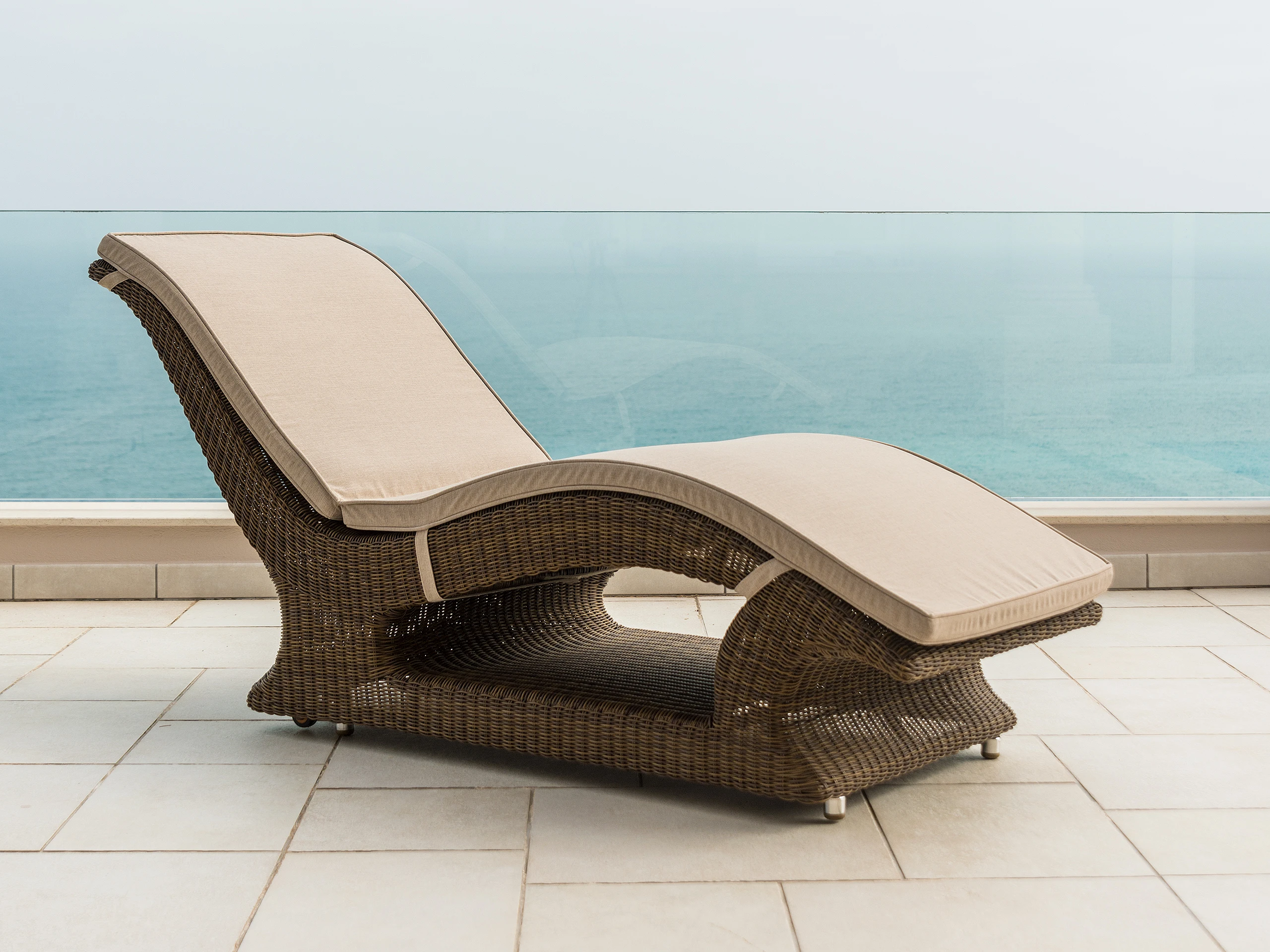 Alexander rose san marino sun lounger 2025