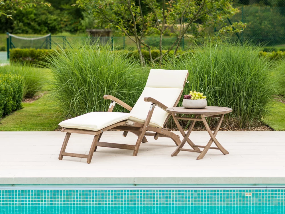 Alexander Rose Chestnut Acacia Steamer with Oatmeal Olefin Cushion Bengal Roble Folding Occasional Table Luxury Hardwood Garden Furniture